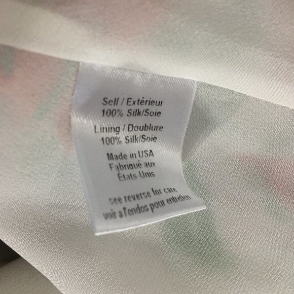 Caroline Constas white, red and green floral high neck long sleeve chiffon dress - Picture 4 of 4